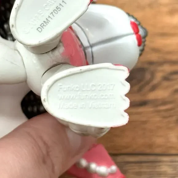 Funko Pop! FNAF Sister Location: Jumpscare Funtime Foxy #223 2017 SDCC Exclusive - Picture 10 of 10